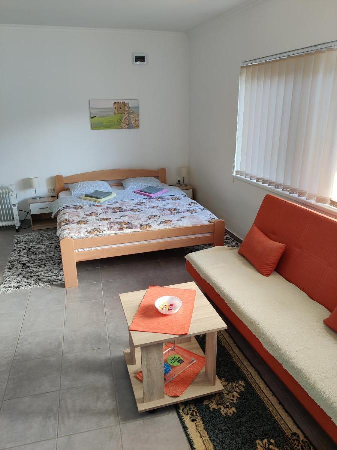 Apartman Ankica Golubac Ngoại thất bức ảnh