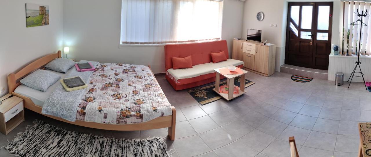 Apartman Ankica Golubac Ngoại thất bức ảnh
